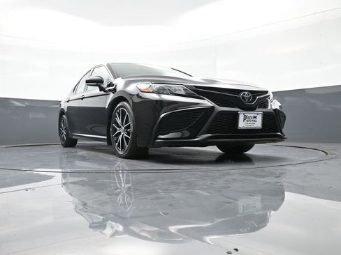 Certified 2022 Toyota Camry SE image 26