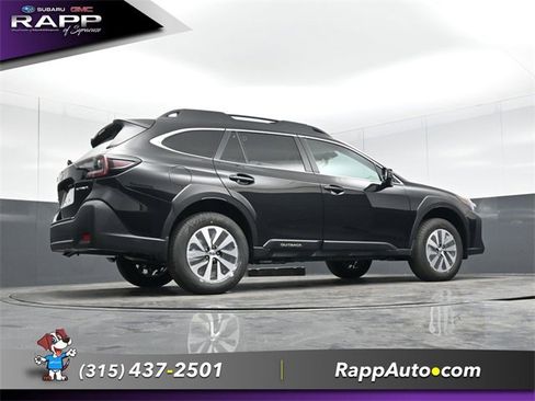 Used 2025 Subaru Outback Premium image 24