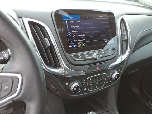 Used 2020 Chevrolet Equinox Premier image 22