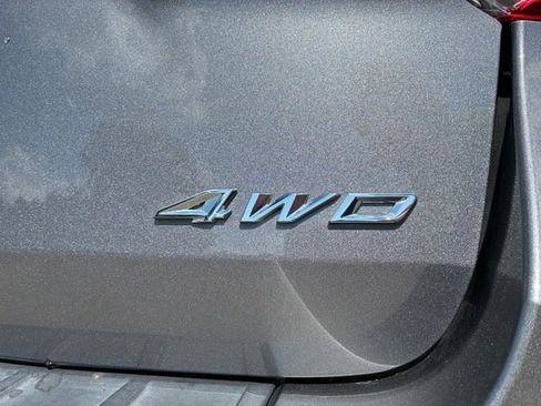 Used 2022 Ford Explorer XLT w/ Equipment Group 202A AWD/4WD image 42