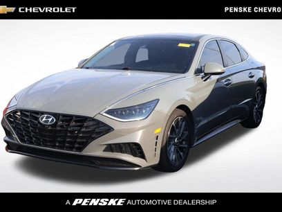 Used 2020 Hyundai Sonata Limited w/ Preferred Accessory Package