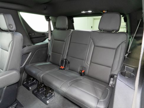 Used 2025 GMC Yukon Denali image 31