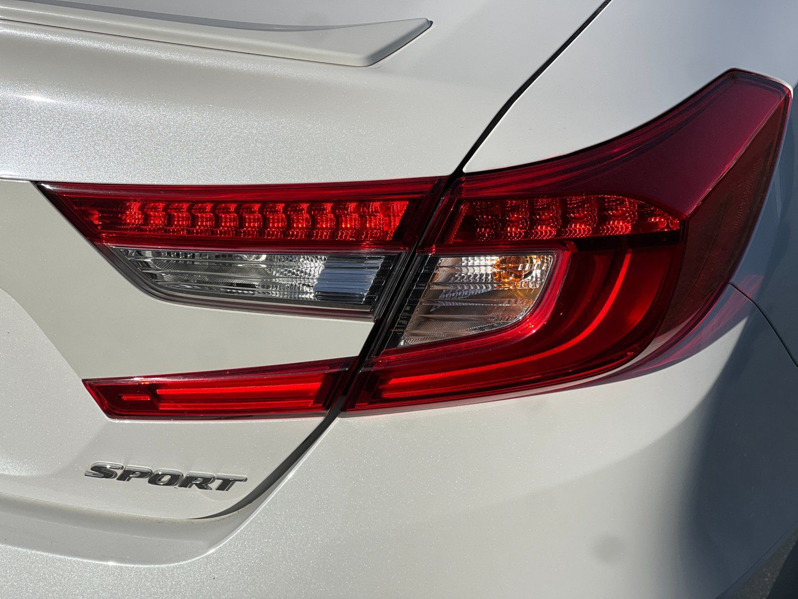 Used 2020 Honda Accord Sport image 24