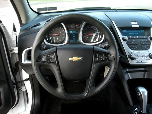 Used 2014 Chevrolet Equinox LS AWD/4WD image 19