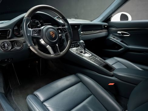 Used 2017 Porsche 911 Turbo AWD/4WD image 2