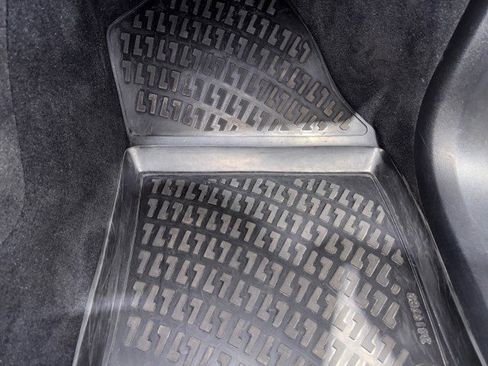 Used 2018 Volvo XC90 T5 Momentum w/ Convenience Package image 70