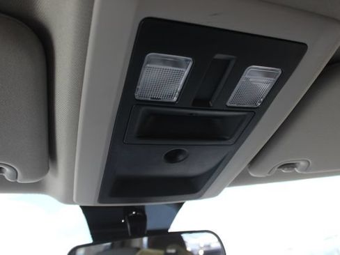 Used 2024 RAM 1500 Classic SLT AWD/4WD image 10