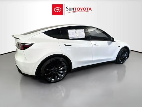 Used 2022 Tesla Model Y Performance AWD/4WD image 4