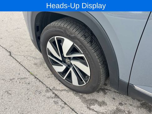 Certified 2026 Volkswagen Atlas SEL AWD/4WD image 11