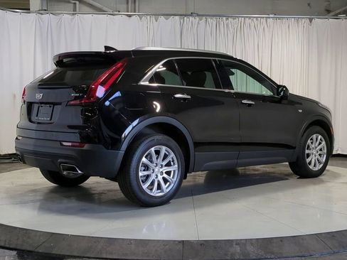 Used 2023 Cadillac XT4 Luxury w/ Cold Weather Package image 10