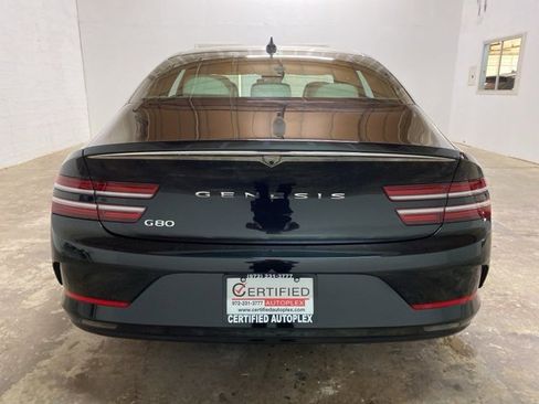 Used 2024 Genesis G80 image 5