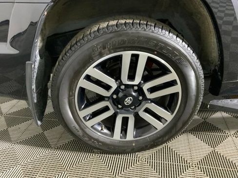 Used 2016 Toyota 4Runner Limited AWD/4WD image 11