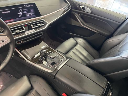 Used 2020 BMW X7 xDrive40i w/ Premium Package AWD/4WD image 29