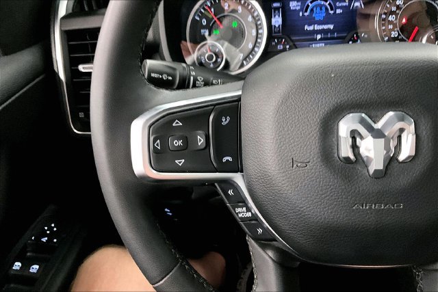 Used 2025 RAM 1500 Big Horn AWD/4WD image 25
