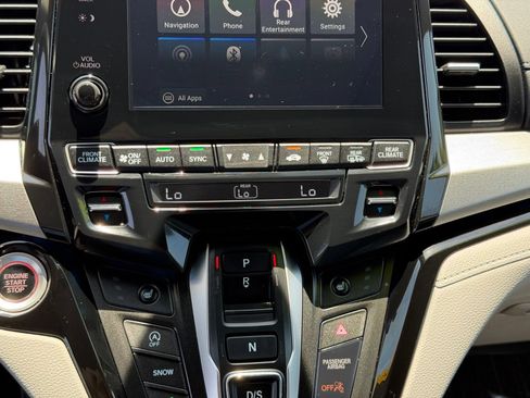 Used 2024 Honda Odyssey Touring image 22