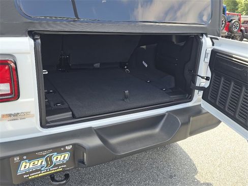 New 2025 Jeep Wrangler Sport S image 8