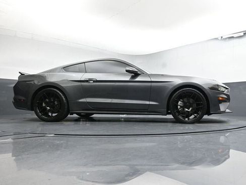 Used 2020 Ford Mustang EcoBoost image 32