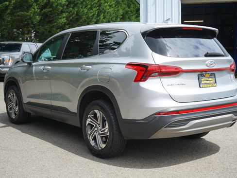 Used 2021 Hyundai Santa Fe SE AWD/4WD image 3