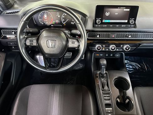 Used 2025 Honda Civic Sport image 31