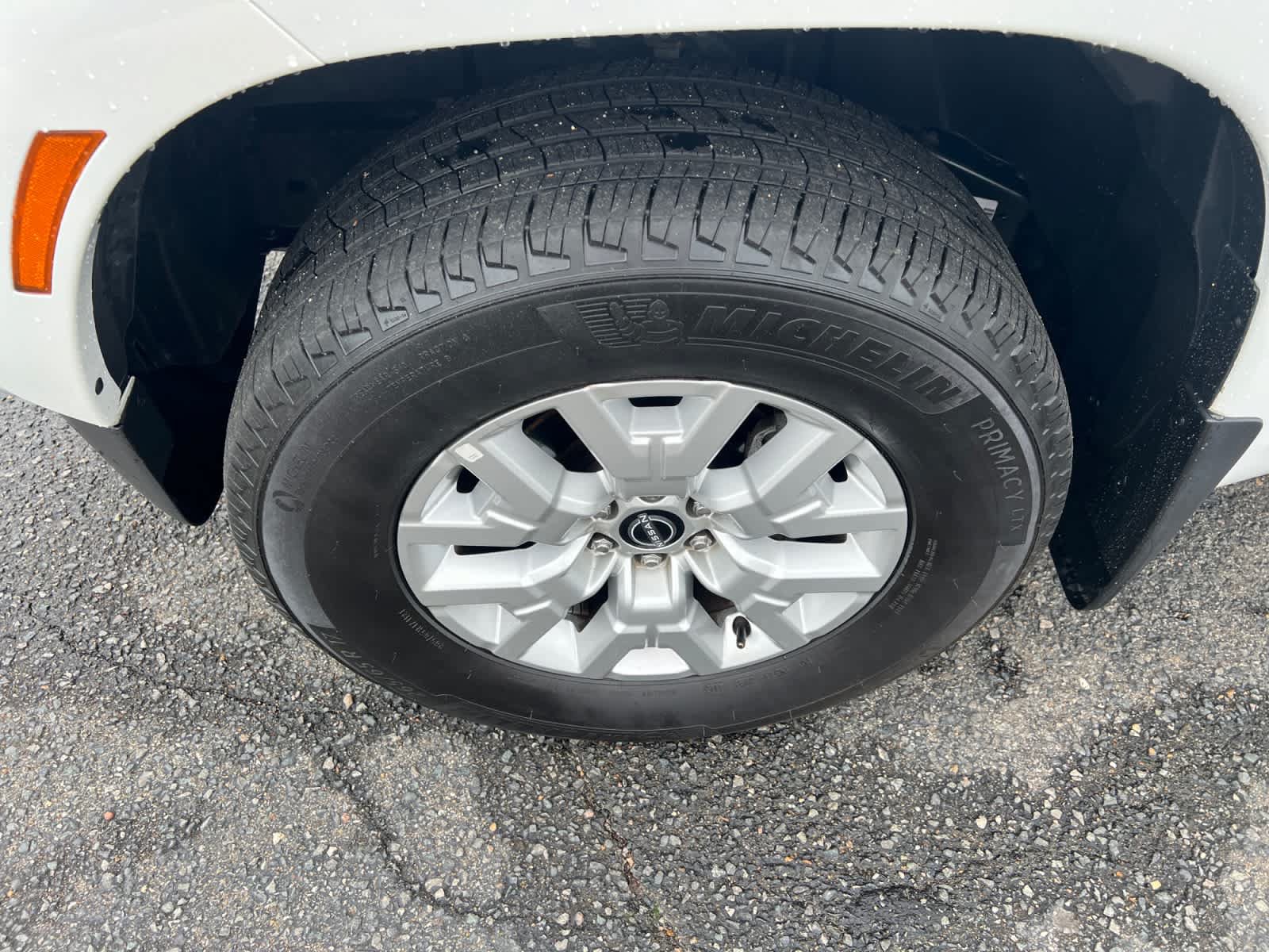 Certified 2024 Nissan Frontier SV w/ SV Convenience Package AWD/4WD image 10