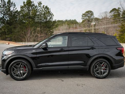 New 2026 Ford Explorer ST-Line w/ ST-Line Street Pack image 5