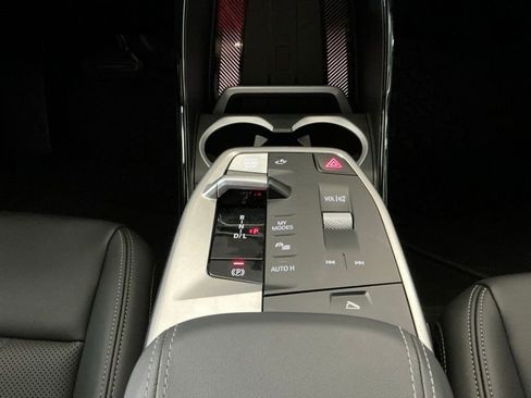 Certified 2025 BMW X1 xDrive28i w/ Convenience Package AWD/4WD image 15