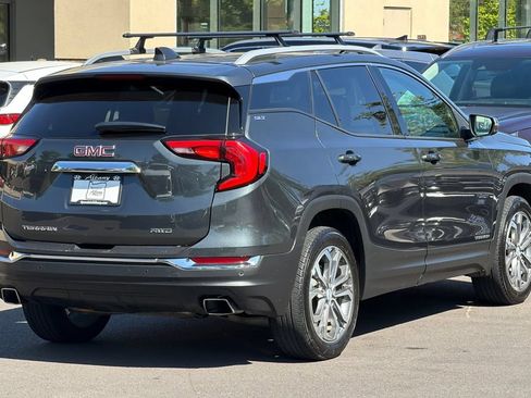 Used 2020 GMC Terrain SLT w/ Preferred Package AWD/4WD image 4