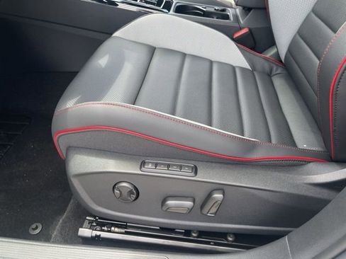 New 2025 Volkswagen GTI SE image 26