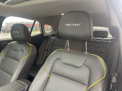 Used 2024 Chevrolet Trax ACTIV w/ Sunroof Package image 20