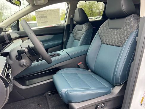 New 2026 Nissan Murano Platinum w/ Cargo Package AWD/4WD image 4