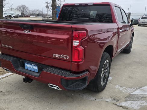Certified 2025 Chevrolet Silverado 1500 High Country w/ Technology Package image 5