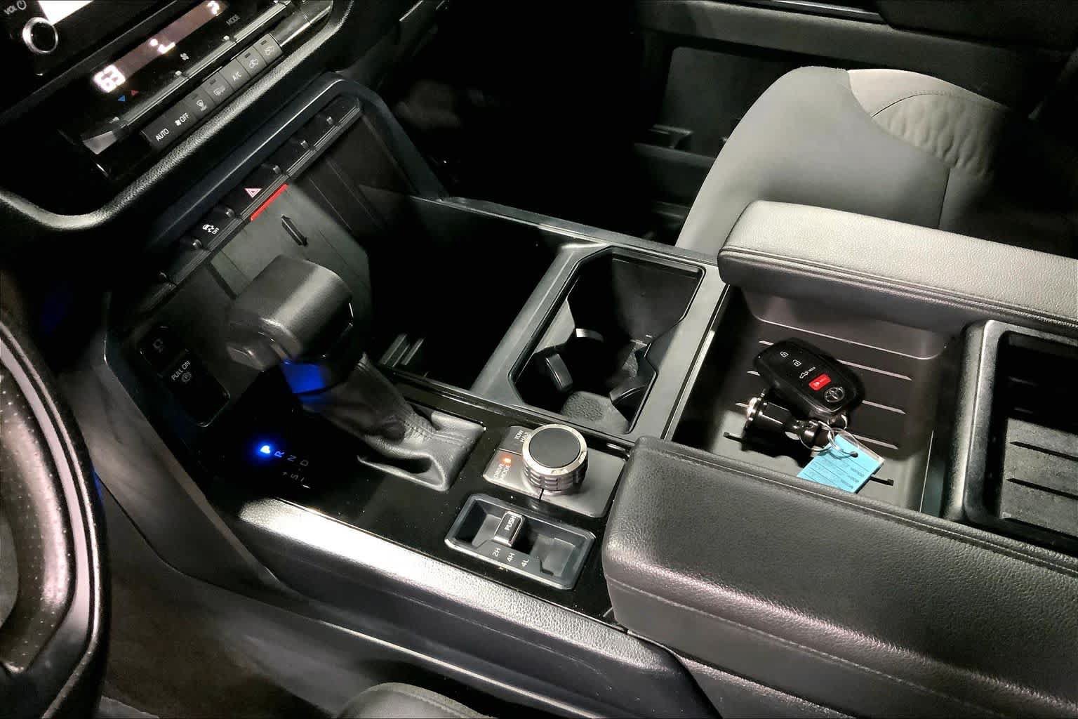 Used 2024 Toyota Tundra SR5 w/ SR5 Convenience Package AWD/4WD image 16