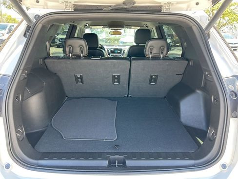 Used 2018 Chevrolet Equinox Premier image 50