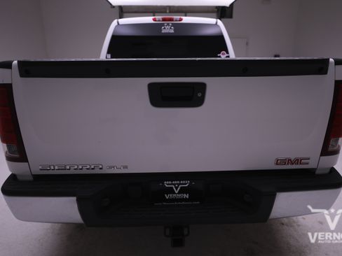 Used 2009 GMC Sierra 1500 SLE w/ Regional Value Package image 3