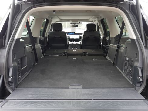 Certified 2025 Ford Expedition Max Platinum AWD/4WD image 28