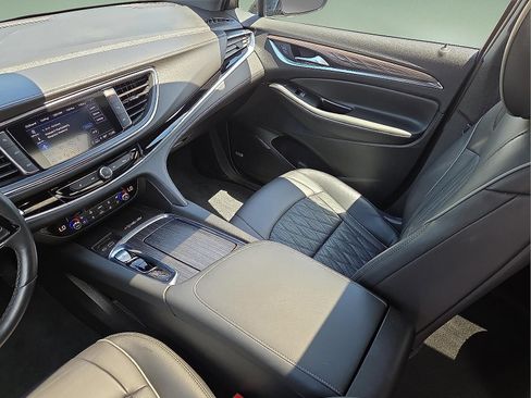 Certified 2023 Buick Enclave Avenir w/ Avenir Technology Package AWD/4WD image 9