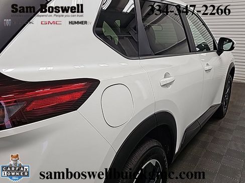 Used 2026 Nissan Rogue SV AWD/4WD image 9