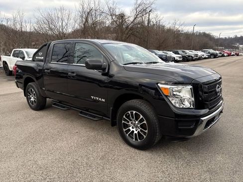 Certified 2023 Nissan Titan SV w/ Accessory Utility Package image 7