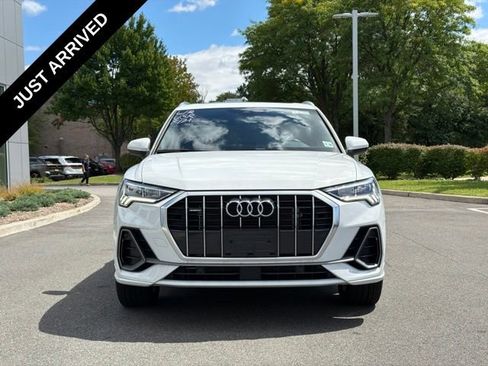 Used 2023 Audi Q3 2.0T Premium w/ Convenience Package AWD/4WD image 2