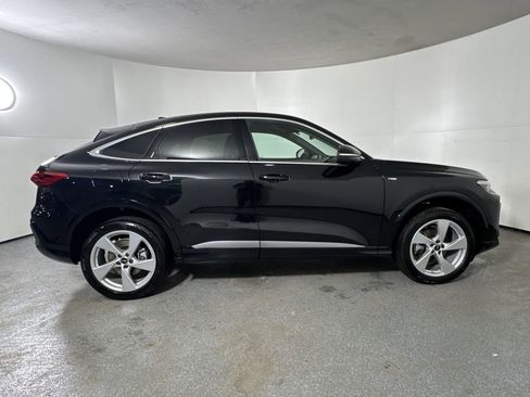 Used 2025 Audi Q5 Premium Plus w/ Premium Plus image 38