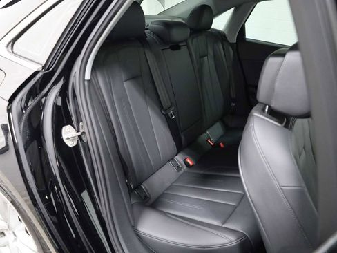 Used 2017 Audi A4 2.0T Premium image 33