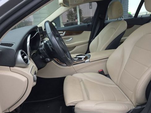 Used 2016 Mercedes-Benz C 300 4MATIC Sedan w/ Premium 1 Package image 8