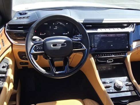 New 2026 Jeep Grand Cherokee Summit AWD/4WD image 5