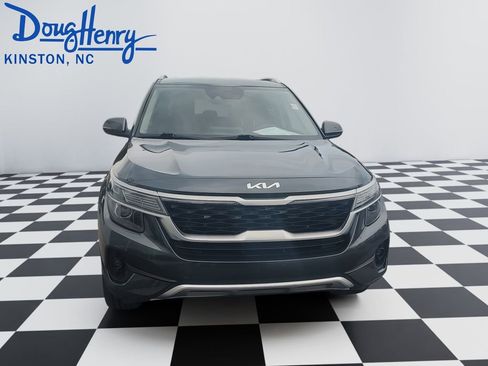 Used 2022 Kia Seltos EX AWD/4WD image 8