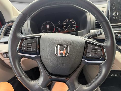Used 2025 Honda Odyssey Touring image 23
