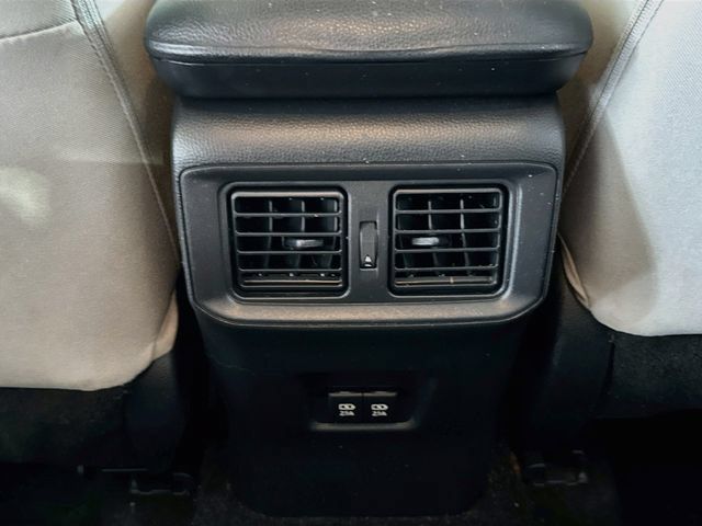 Used 2020 Toyota RAV4 XLE w/ Convenience Package AWD/4WD image 25