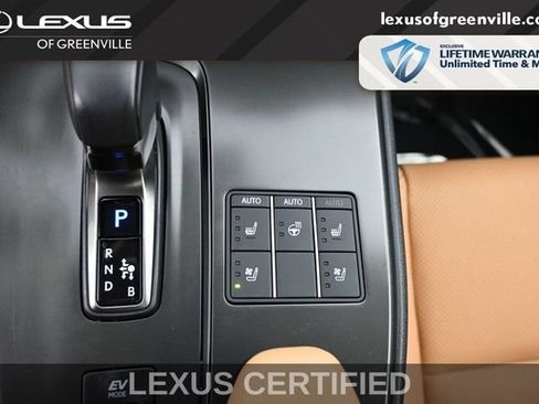 Certified 2025 Lexus UX 300h FWD w/ Accessory Package (Z1) image 20