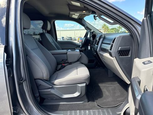 Used 2022 Ford F250 XLT w/ Black Appearance Package image 26