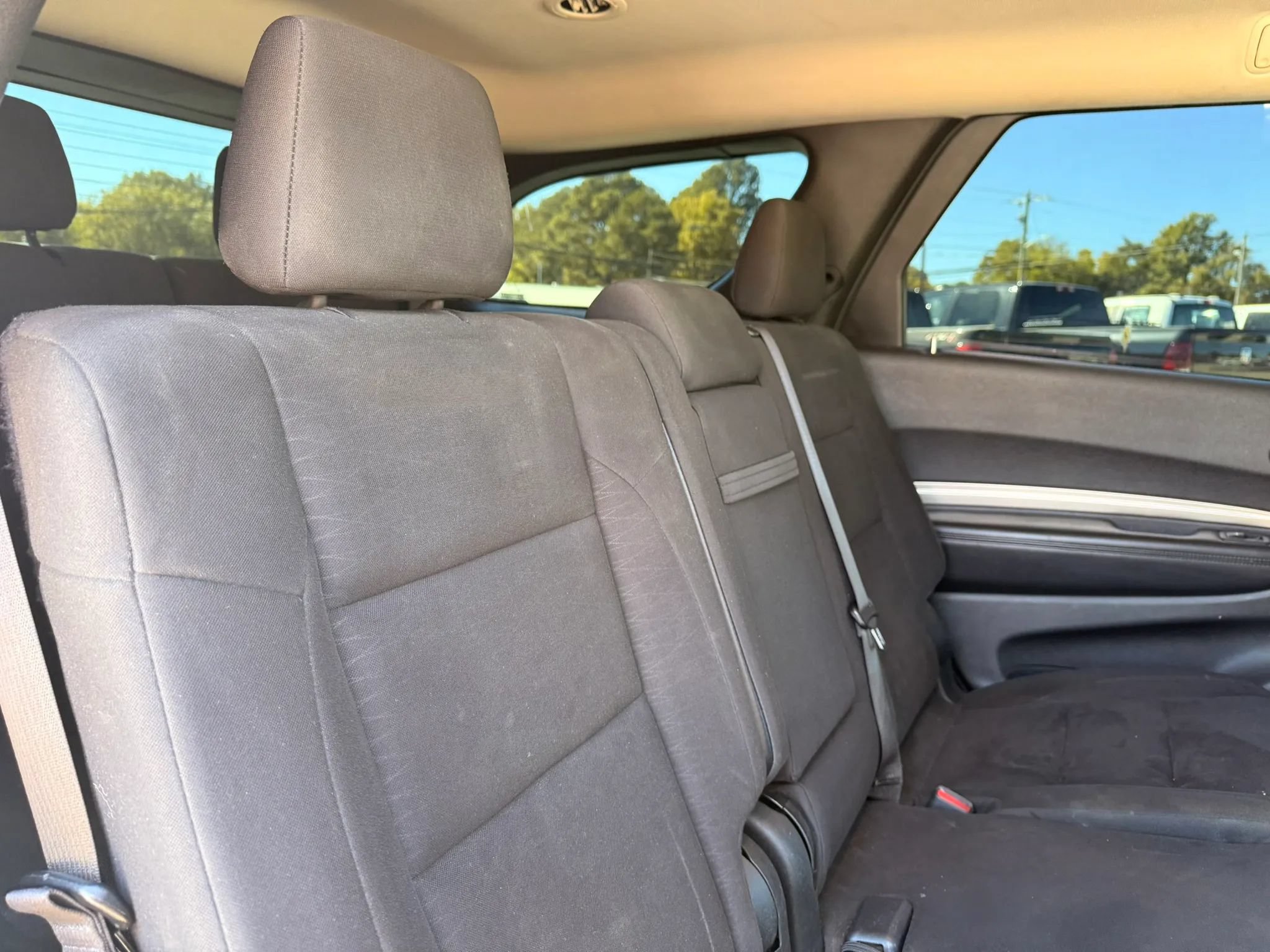 Used 2019 Dodge Durango SXT AWD/4WD image 32
