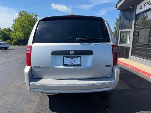 Used 2008 Dodge Grand Caravan SE FWD image 6